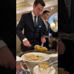 Découvrez la volaille de Bresse en vessie chez Paul Bocuse