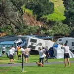 Nouvelle-Zélande : des personnes recherchées suite à un glissement de terrain à Mount Maunganui