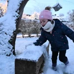 EN IMAGES. Une dizaine de centimètres par endroits en Anjou, les enfants sont à la fête