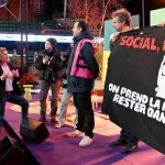 Les éducateurs de rue s’invitent aux vœux de la maire de Nantes