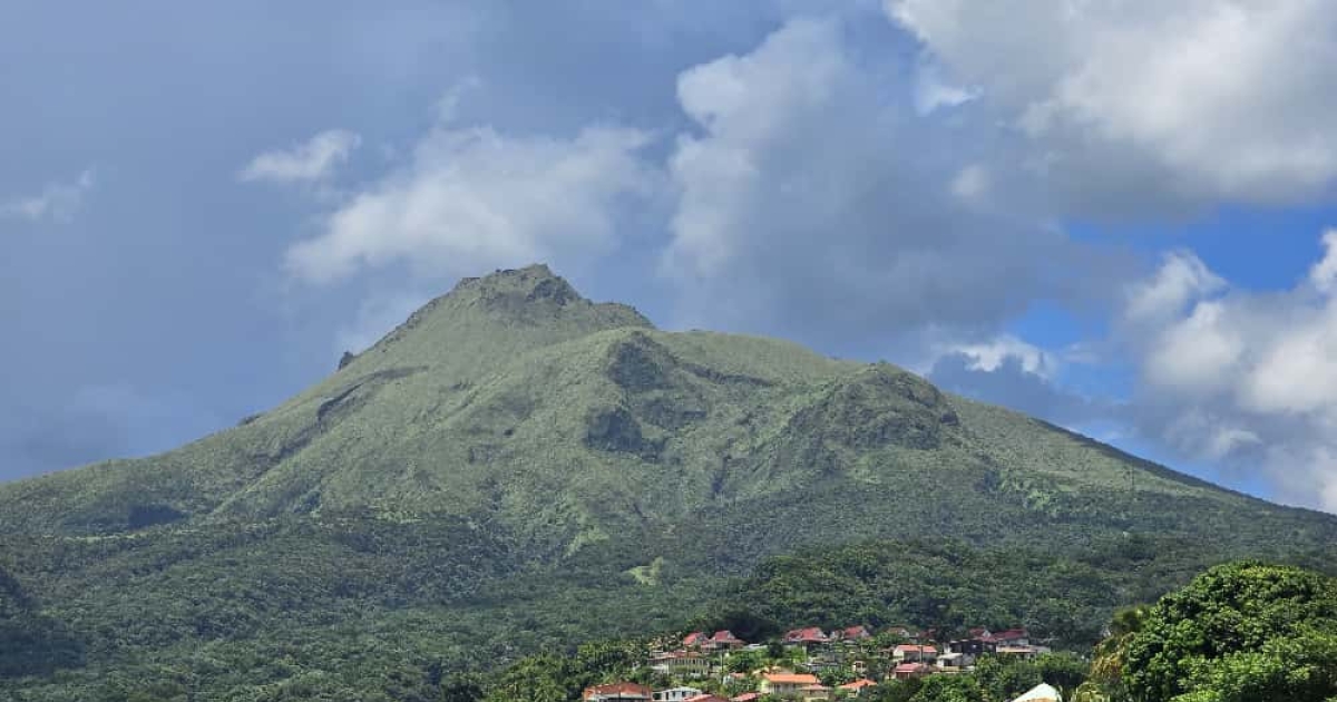 Montagne Pelée : plus de 200 séismes enregistrés en une semaine, légère hausse d’activité
