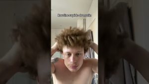 Routine matinale pour sublimer vos cheveux bouclés