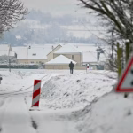 Neige mardi : état des perturbations prévues sur les routes et les trains en France