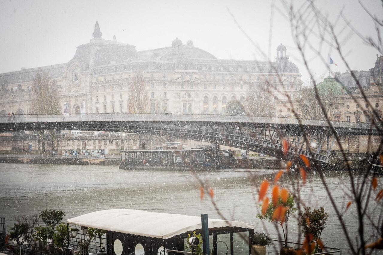 Paris et l’Île-de-France : vigilance neige-verglas maintenue face à la persistance du froid