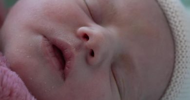 Lilou, premier bébé de l’année 2026, voit le jour à Limoges Lilou, premier bébé de l'année, pèse 3 kilos et 740 grammes à sa naissance