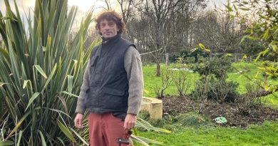 Alençon : 20 ans d’expertise paysagère, l’entreprise familiale de Jean-Baptiste Coulon s’adapte et innove pour ses clients « Mes racines m'ont rappelé » : paysagiste près d'Alençon depuis 20 ans, il suit les traces de son père