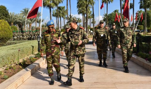 M. Berrid, Inspecteur Général des FAR, rencontre le Commandant de la MINURSO.