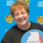 Une enseignante retraitée remporte 250 000 euros après avoir acheté un ticket de loto par erreur