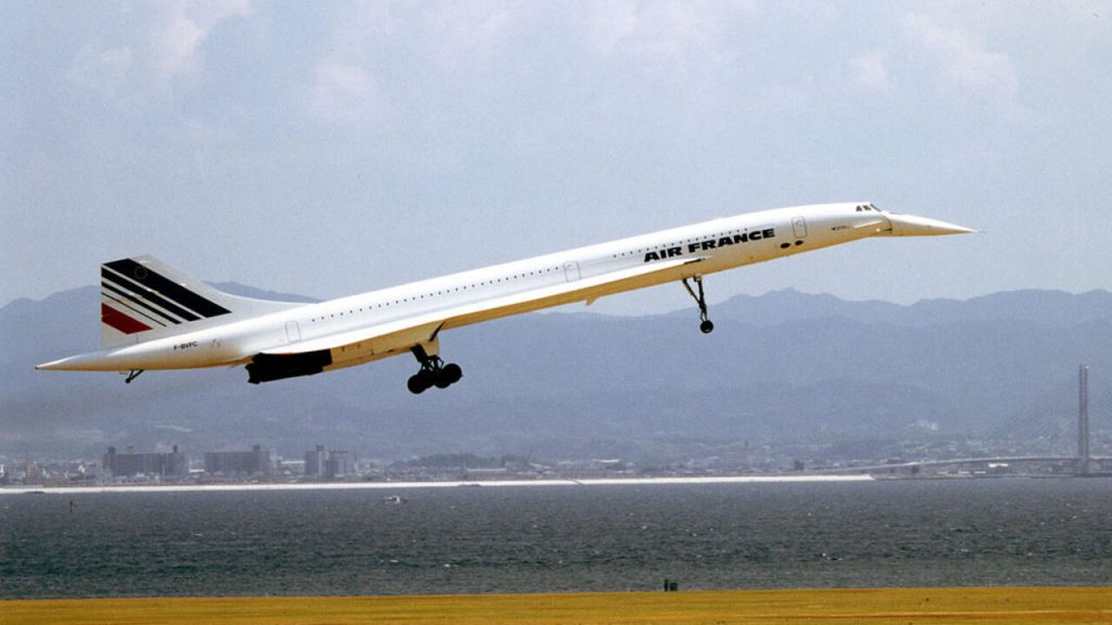 Questions d'environnement : Cinquante ans après Concorde, quel est l'impact carbone des avions ?