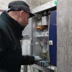 Ascenseurs à l'arrêt sans 4G : mise à jour urgente des boîtiers GSM pour alertes de panne