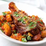 souris d'agneau au four confite laquée au miel