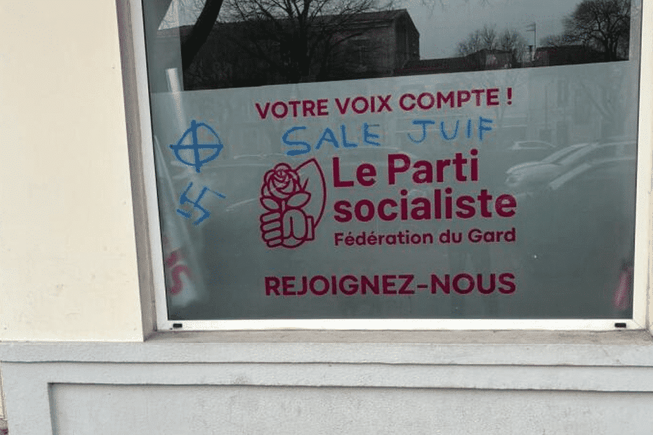 Tags antisémites sur la vitrine du Parti socialiste : la gauche appelle à ne rien céder.