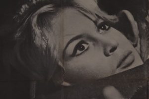 "Une très, très bonne idée" : Pontarlier rend hommage à Brigitte Bardot à travers l'exposition de ses affiches de cinéma