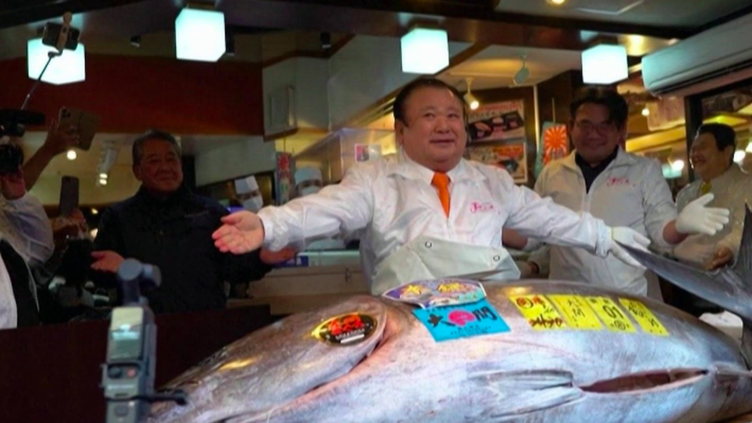 Japon : un thon géant atteint 2,8 millions d'euros lors d'une vente aux enchères