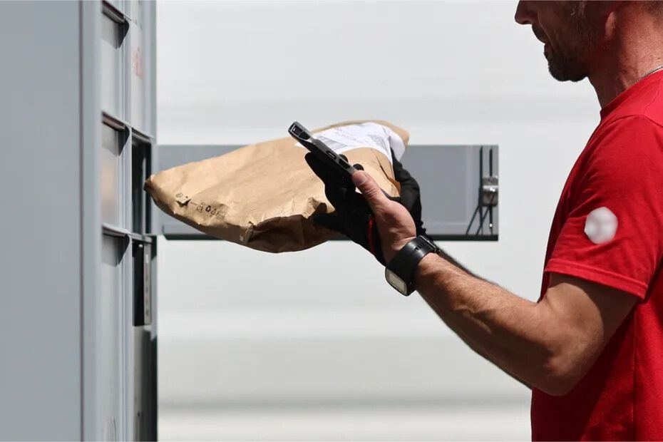 Un trafic de cannabis par colis postaux démantelé, trois personnes en détention