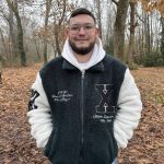 Thibaut, 25&nbsp;ans, s&rsquo;est retrouv&eacute; sans solution de logement, contraint de dormir dans sa voiture.