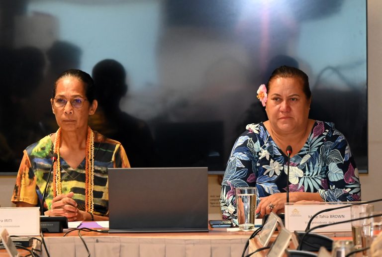 Réunion de la commission de l'emploi et de la fonction publique