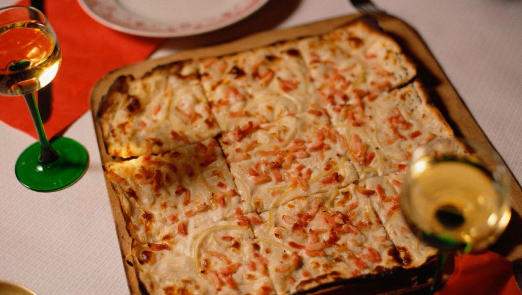 Stoeffler se lance dans le record du monde de la plus grande tarte flambée ! - ICI