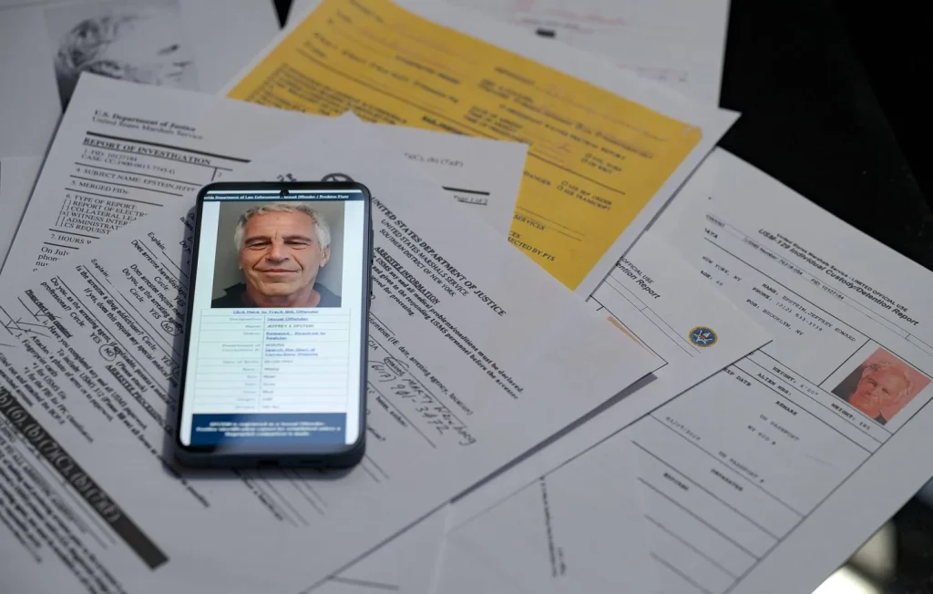 Trois secourus dans des galeries souterraines interdites en Seine-Maritime