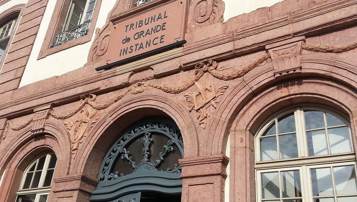 Colmar : Un ancien professeur de sport alsacien condamné à un an de prison pour voyeurisme