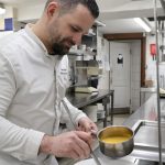 Alsace : la soupe, plat populaire, s'invite dans les restaurants gastronomiques