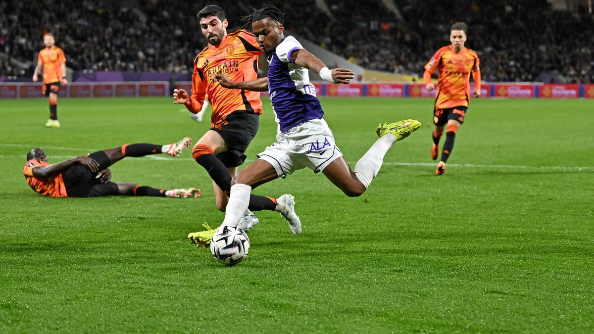 DIRECT. TFC-Paris FC : Suivez en live le match de Ligue 1 avec les Toulousains en attaque.