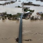 Crues record et "généralisées" en France, des villages "totalement isolés" sur la Garonne