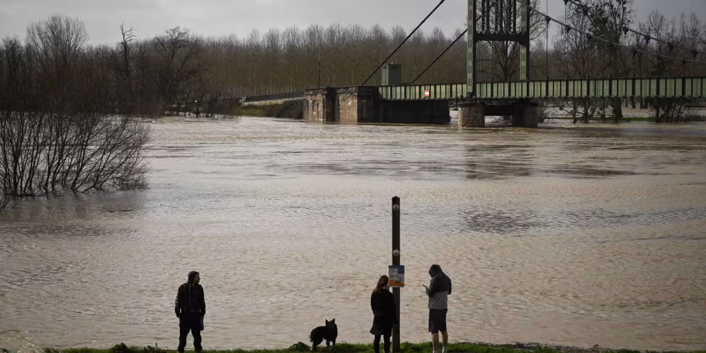 Tempête Nils : alerte rouge pour la Garonne, nouvelles pluies prévues dimanche