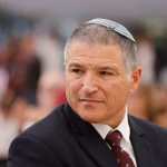 Israël : le frère du chef du Shin Bet inculpé pour aide à l’ennemi en temps de guerre