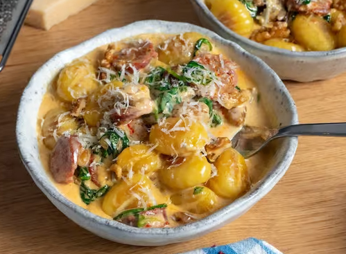 Gnocchis au gorgonzola, chorizo et épinards : une recette savoureuse et réconfortante