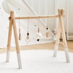 Arche de jeu Montessori en bois WOODEN TEETHER avec 5 jouets sensoriels amovibles | Cadeau pour nouveau-né à partir de 0 mois