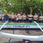 Les équipages de la deuxième étape réunis à l’arrivée, à Papeari (Crédit : Anne-Charlotte Lehartel).