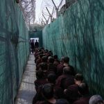 Irak : le transfert de 5 704 détenus liés à l'EI de Syrie vers les prisons irakiennes achevé