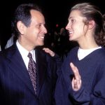 Le layering de Carolyn Bessette Kennedy fait son retour au printemps 2023