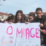 « Elle avait toujours le sourire » : marche blanche dans l'Hexagone après le suicide de la jeune Tehina