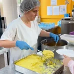 « Il faut une vraie volonté politique » : dans ce village, les enfants mangent bio et local à