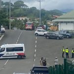 [Mise à jour] Un camion s’encastre dans une salle de sport à Rivière-Salée : un mort, des enfants évacués