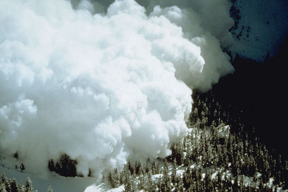 Un skieur meurt dans une avalanche dans les Hautes-Alpes, deux jours après un raquettiste