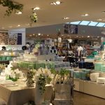 "Extraordinaire et jamais vu", l'engouement au magasin d'usine, signe de soutien aux salariés d'Arc