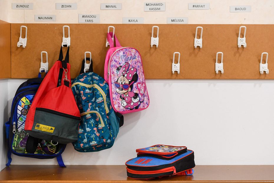 Neuf animateurs d'une école maternelle à Paris suspendus pour violences physiques et sexuelles