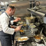 PORTRAIT. Déjà étoilé, ce chef du Cher décroche le prix terroir d'exception en valorisant l'identité culinaire du Berry