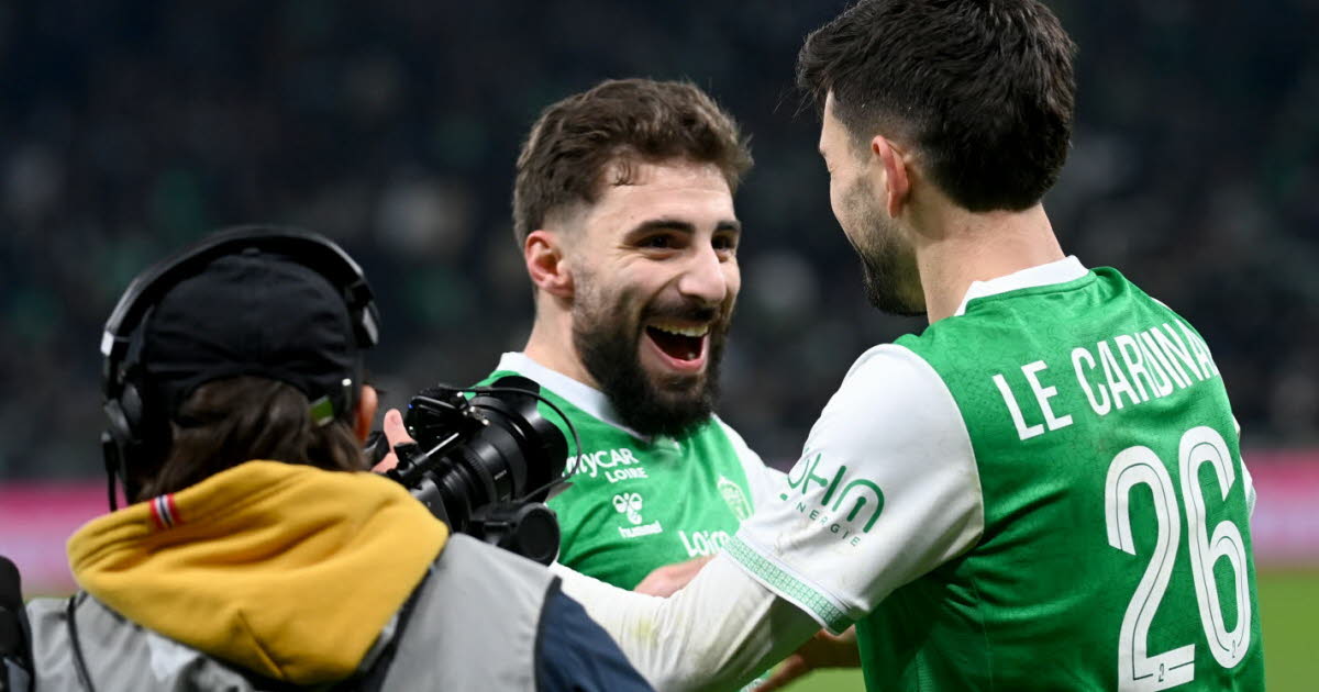 Football : l'ASSE vise la première place après une remontada inattendue.