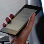 25 février : Dark romance pédocriminelle, chaleur record en février, décès d'une pionnière de l'électro