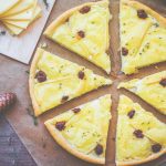 Tarte briochée au fromage à raclette : une recette idéale pour utiliser les restes