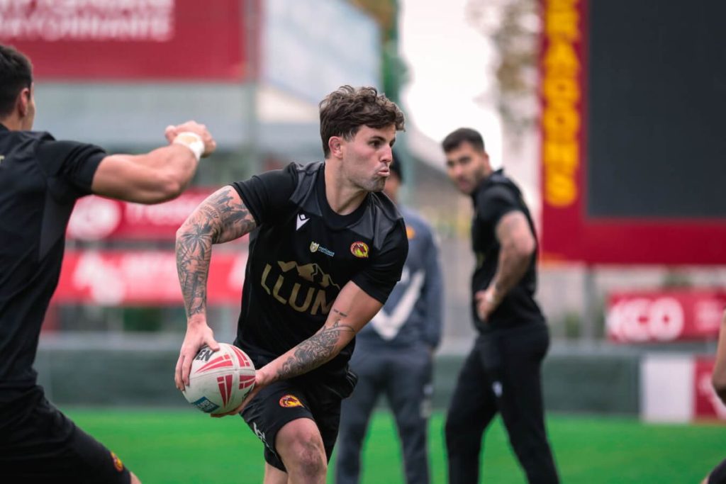 Le joueur de rugby australien Toby Sexton des Dragons Catalans La Semaine du Roussillon