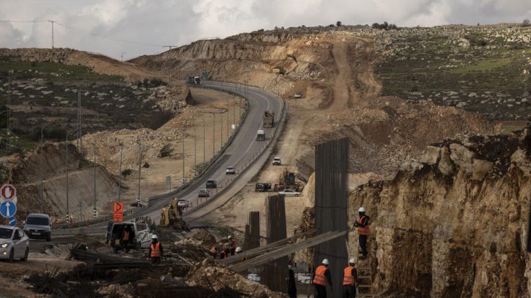 Cisjordanie : 20 pays dénoncent la stratégie d'annexion de facto d'Israël