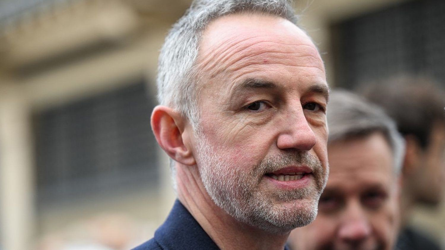 SONDAGE : Emmanuel Grégoire devance Rachida Dati pour les municipales à Paris 35% contre 27%