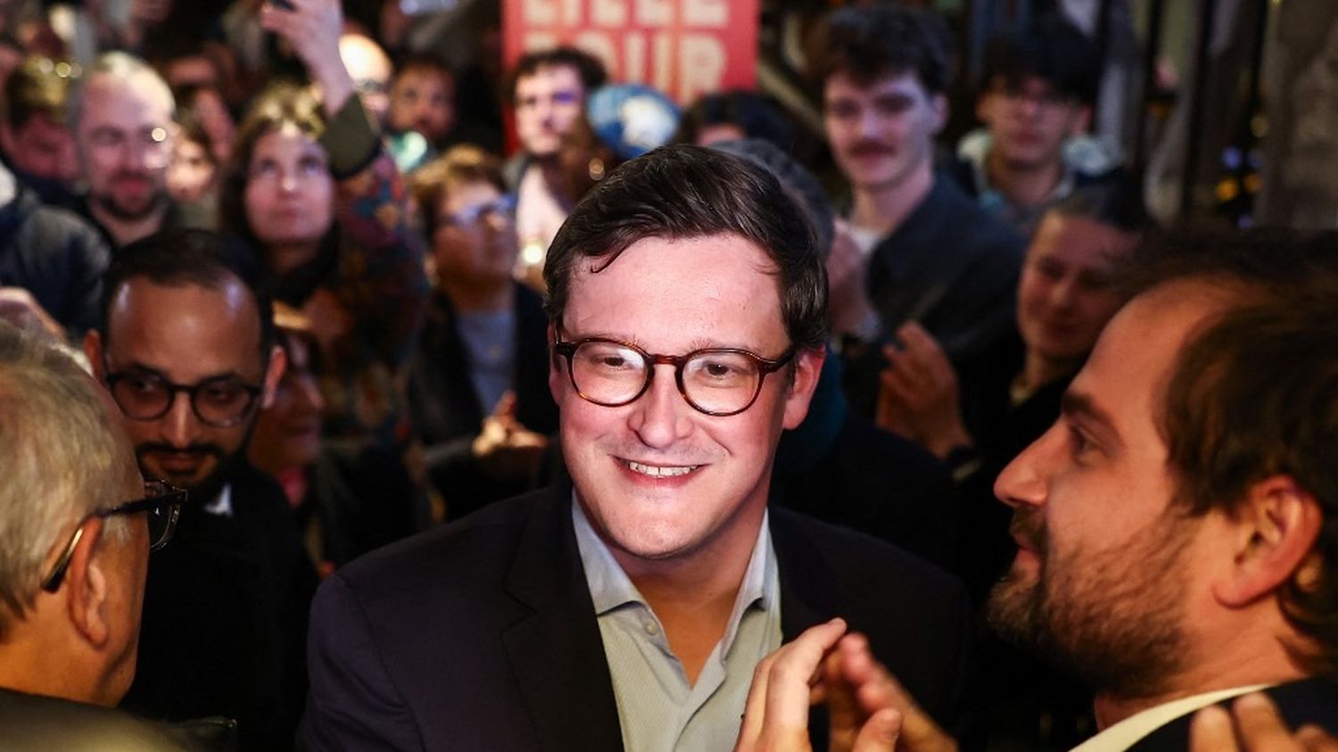 À Lille, Arnaud Deslandes (socialiste) remporte le 2d tour des élections municipales face aux insoumis.