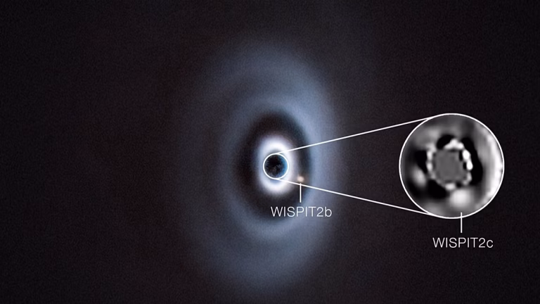 Des astronomes découvrent la formation d'un jeune système solaire en pleine évolution.