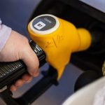 Éric Coquerel (LFI) peut-il vraiment bloquer les prix du carburant en France ?